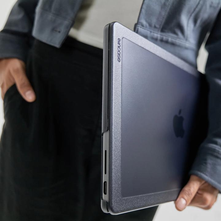 Immagine prodotto Incase Hard Shell Case (15.30", Apple)