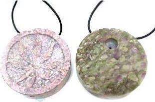 Produktbild Tamar Speckstein-Amulett Hanfblatt (Speckstein)