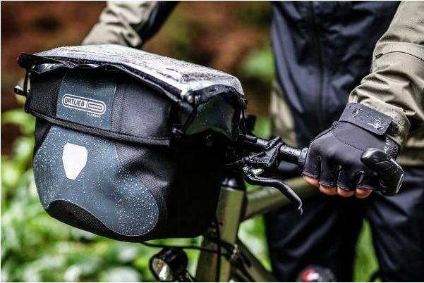 Actual product image Ortlieb Ultimate Six Classic, 5L, black (5 l, Handlebar bag)