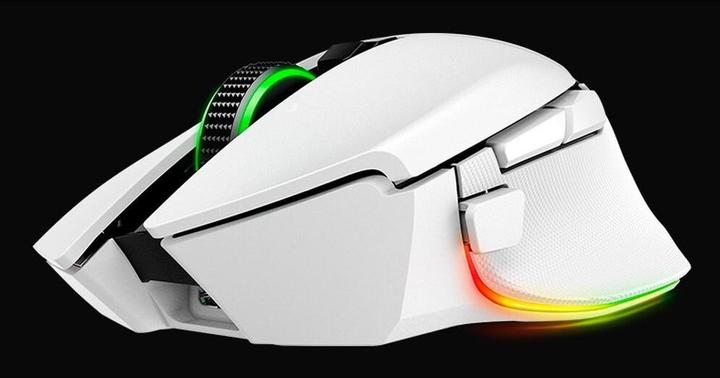 Actual product image Razer Basilisk V3 Pro 35K (Wireless, Cable)