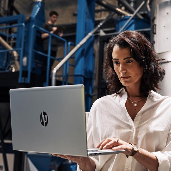 Produktbild HP ProBook 450 G9 (15.60", Intel Core i5-1235U, 16 GB, 512 GB, DE)
