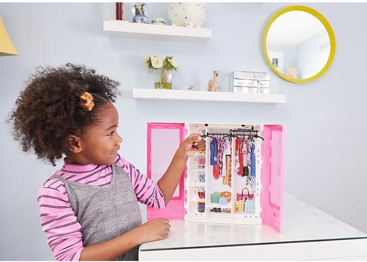 Actual product image Barbie Fashionistas Ultimate Closet Accessory
