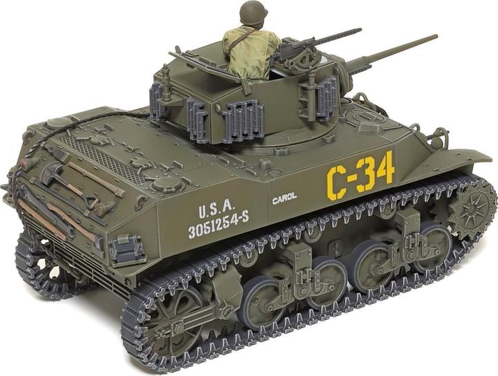 Actual product image Tamiya 1/48 US Light Tank M5A1 Stuart