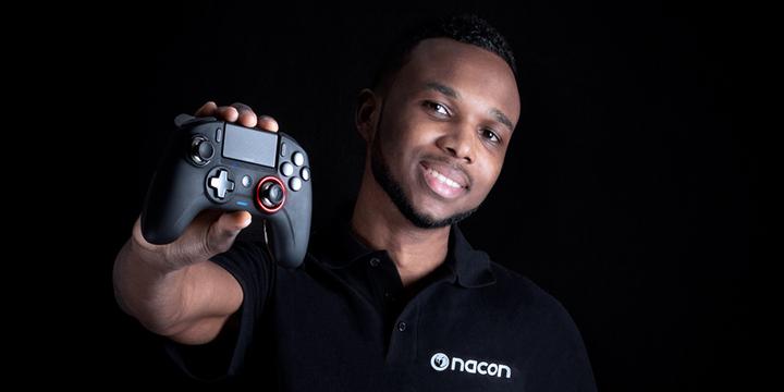 Image du produit Vision Nacon Revolution Unlimited (PS4)