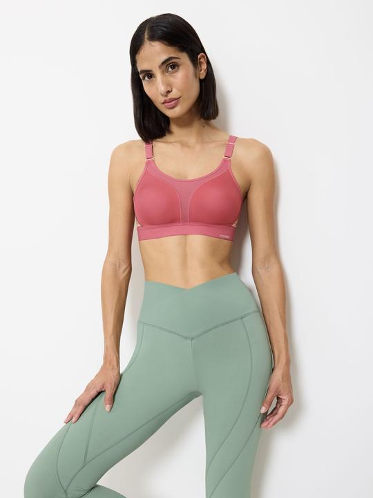 Actual product image Triumph Triaction Extreme Lite sports bra (70 B)