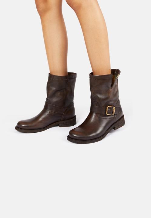 Actual product image Felmini GREDO 7176, the timeless and best-selling biker boot from, is made from soft leather. (40)