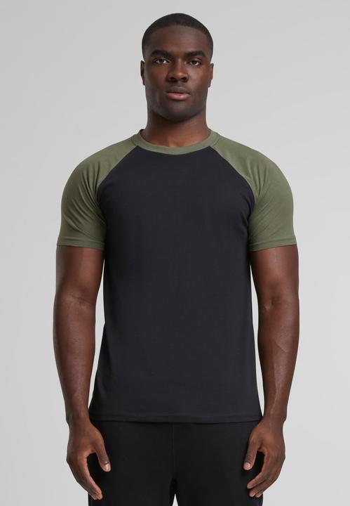 Actual product image Urban Classics tee (M)