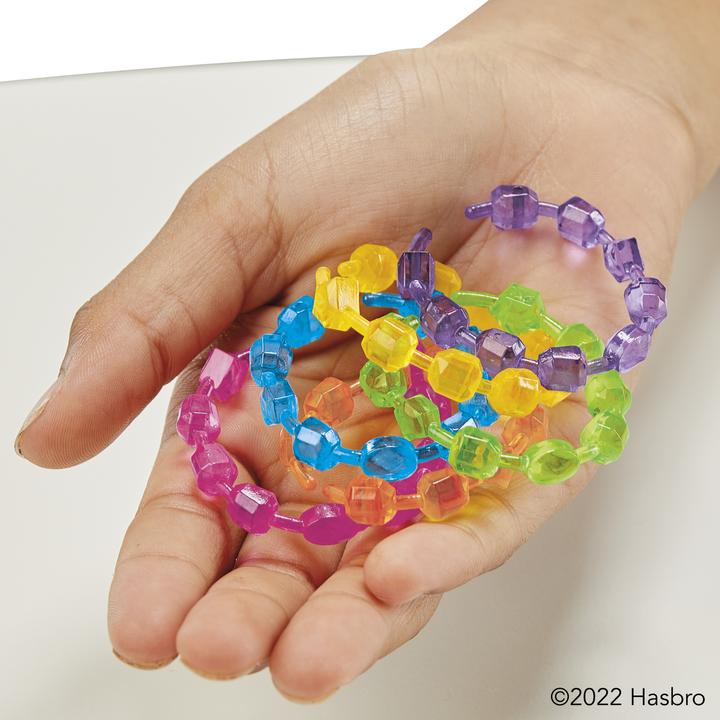 Produktbild My Little Pony Entdecke dein Ponyfunkeln Funkelspass Izzy Moonbow