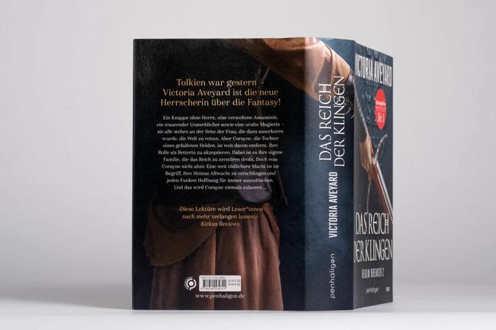 Immagine prodotto Das Reich der Klingen - Realm Breaker 2 (Tedesco, Victoria Aveyard, 2022)