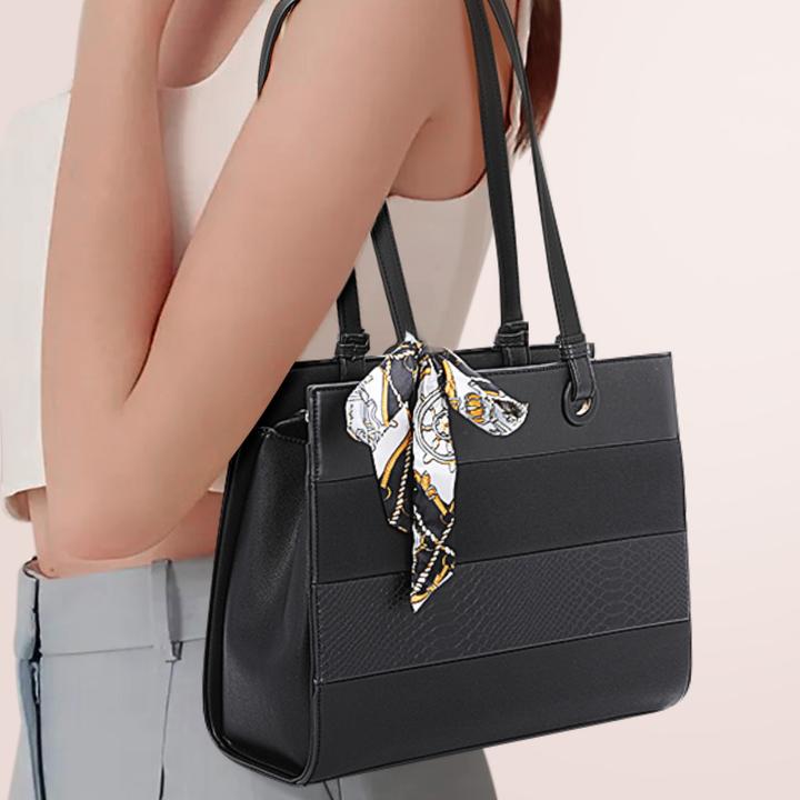Actual product image Gallantry R-1624-BLACK Handtasche