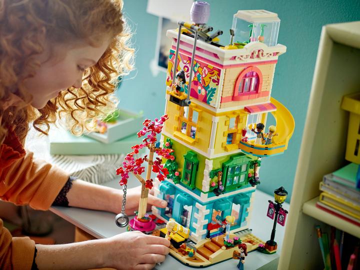 Immagine prodotto LEGO Centro comunitario di Heartlake City (41748, LEGO Friends)