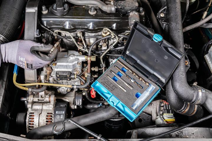 Actual product image HAZET Glow plug repair set 4760-M8X1/9 ∙ Number of tools: 9