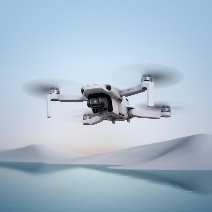 Produktbild DJI Mini 4K Fly More Combo (31 min, 249 g, 12 Mpx)