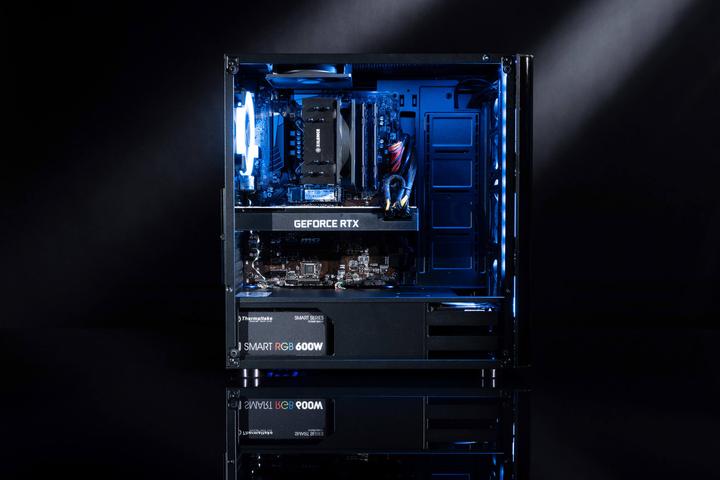 Produktbild Captiva G15AG 19V2 (AMD Ryzen 7 3700X, 16 GB, 240 GB, GeForce RTX 2070 Super)