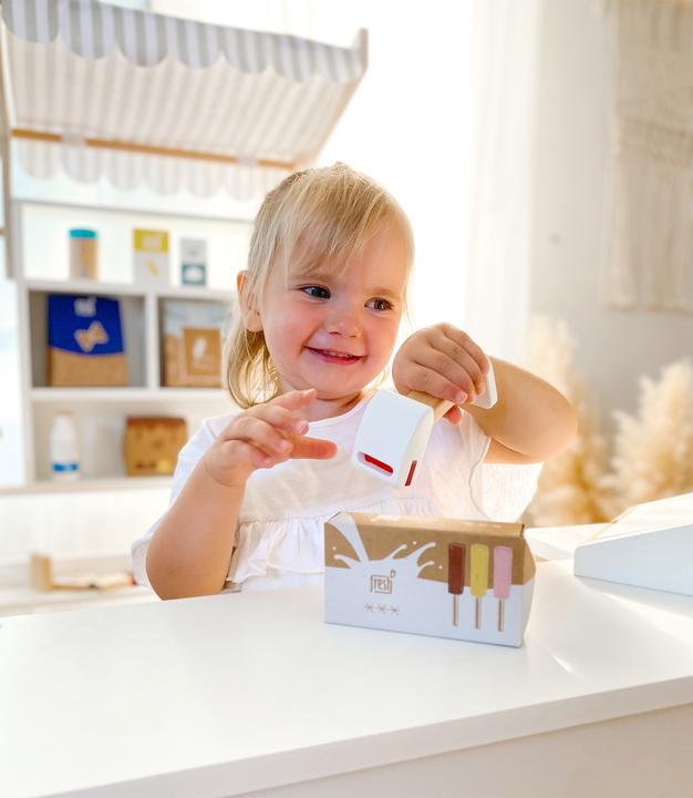 Productafbeelding small foot Melkijs op een stokje "vers