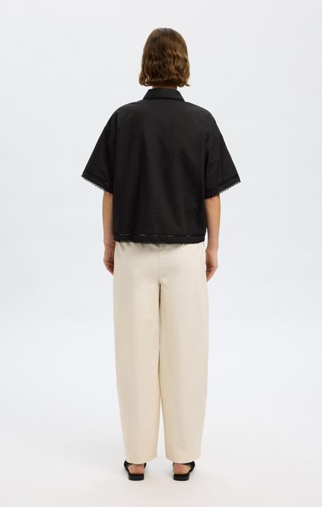 Image du produit Selected Femme Cropped Kurzarmhemd (38)