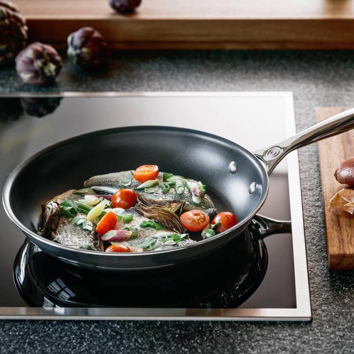Actual product image Le Creuset 3-ply plus (26 cm, Frying pan, Stainless steel)