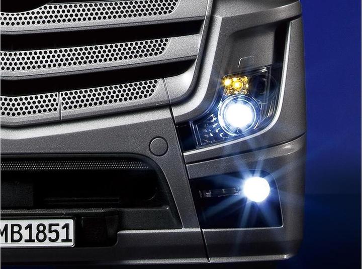 Actual product image Tamiya Mercedes B. Actros1851 GigaSpace (Kit)