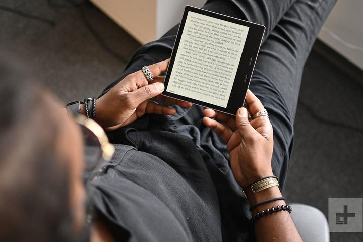 Immagine prodotto Amazon Kindle Oasis (2019) (7", 32 GB, Nero)