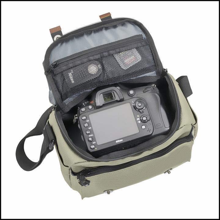 Image du produit mantona Sacoche pour appareil photo Milano piccolo (Sac à bandoulière pour appareil photo)