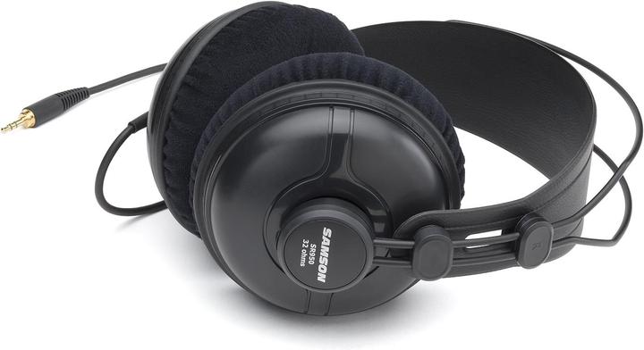 Actual product image Samson SR950 (Cable)