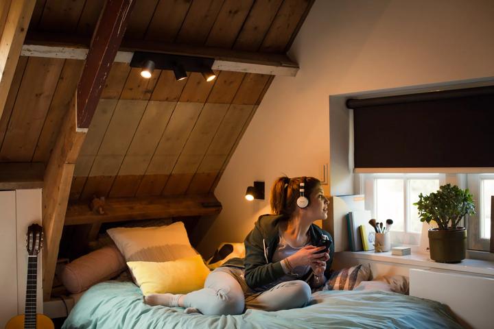 Produktbild Philips Hue Hue Runner Basis (250 lm, GU10)