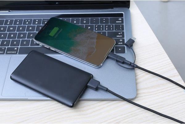Actual product image Aukey CB-BAL5 (1.20 m, USB 2.0)