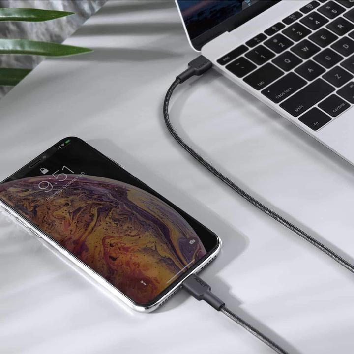 Produktbild Aukey CB-CL2 (1.20 m, USB 2.0)
