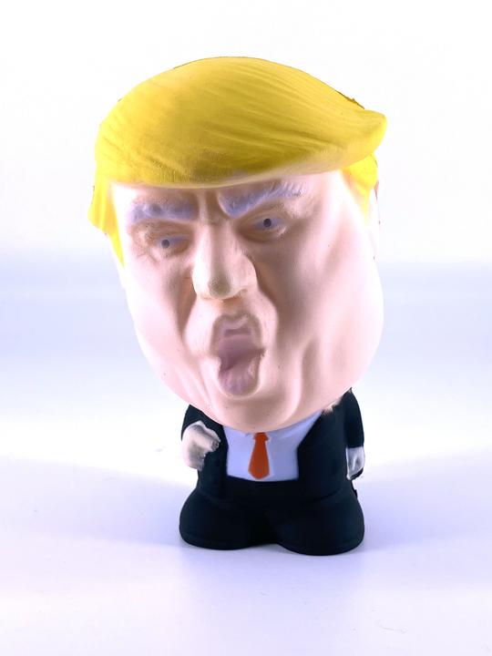 Actual product image Knautsch-Trump – zum Weichkneten und Zusammenfalten (German, 2019)