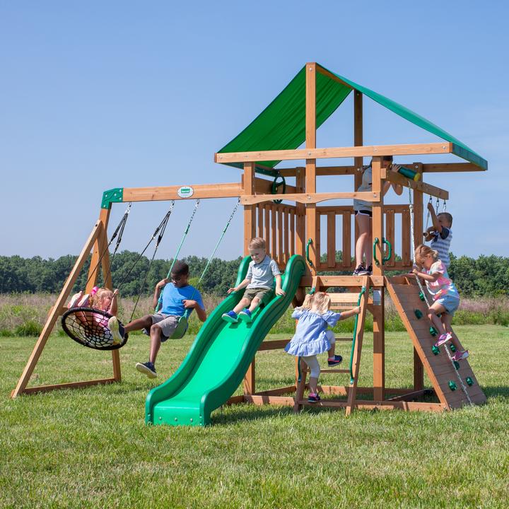 Produktbild Backyard Discovery Grayson Peak Spielturm mit Schaukeln, Rutsche und Kletterwand
