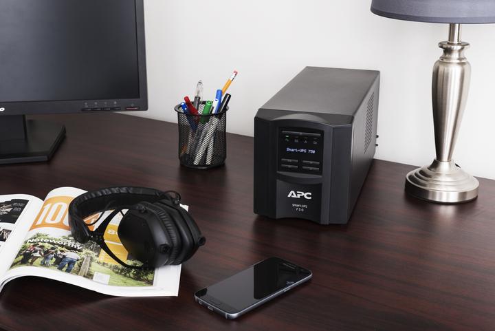 Image du produit APC Smt750i (750 VA, 500 W, Line-interactive Onduleur)