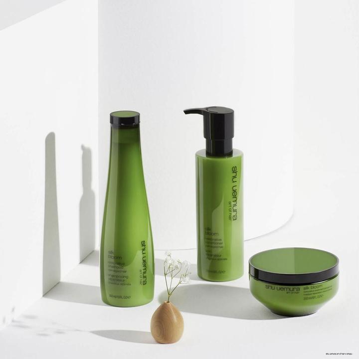Produktbild Shu Uemura Silk Bloom Treatment (200 ml)