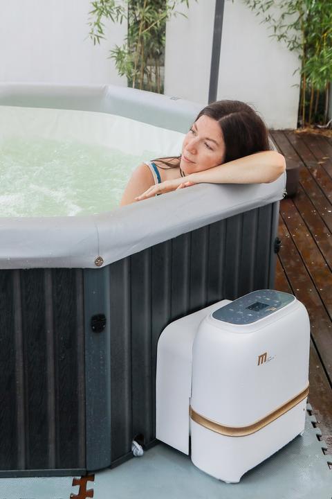 Actual product image PureHaven Inflatable whirlpool 193x193x76 cm for 6 persons self-cleaning incl. filter cartridges (6 pers.)