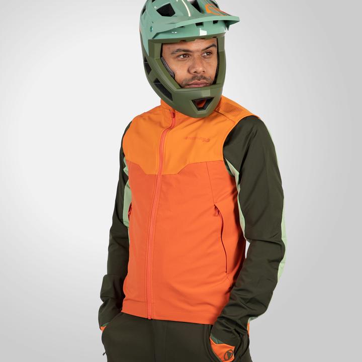Actual product image Endura MT500 Spray Vest (L)