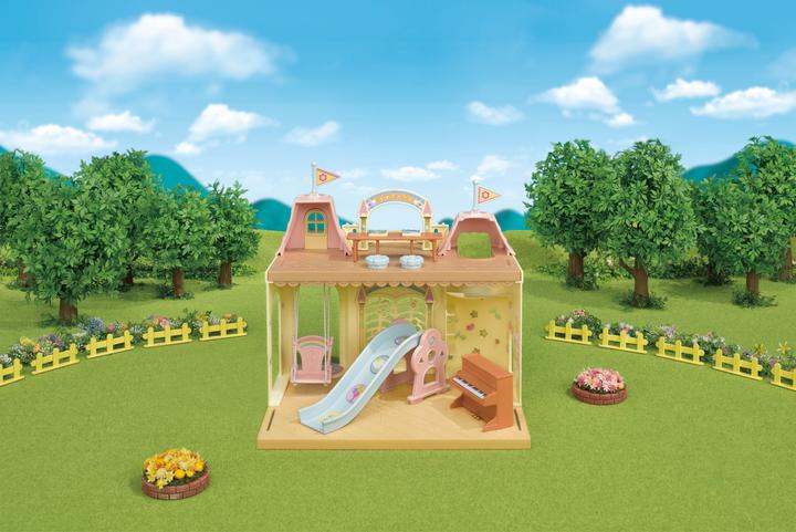 Actual product image Sylvanian Families Castle kindergarten