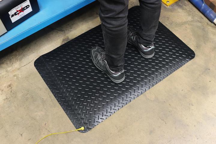 Actual product image Coba Europe black anti-fatigue mat anti-slip diamond profile, DPS01, single, 600mm x 900mm x 14 (900 x 600 mm)