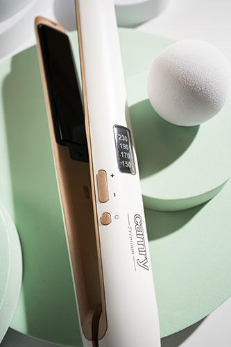 Actual product image Camry Professional Hair Straightener CR 2322 Warranty 24 month (s), Ceramic heating system, Temperature (m (Straightening iron)