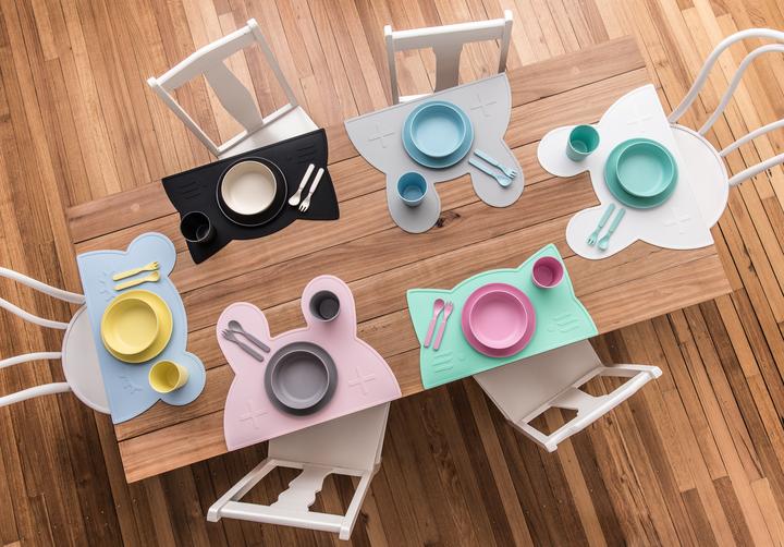 Produktbild We Might Be Tiny Silikon Tischset Bunny Grau