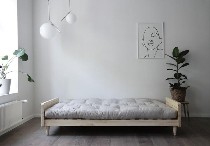 Produktbild Karup Design Indie Klar lackiert (3-Sitzer, Bettsofa)