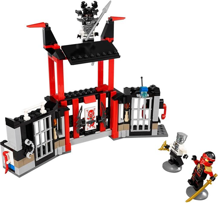Actual product image LEGO Ninjago cryptarium prison break (70591, LEGO Ninjago)