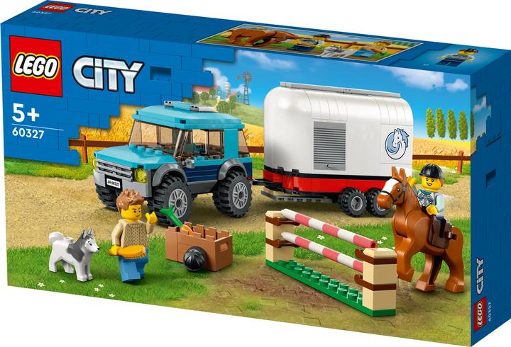 Actual product image LEGO SUV with horse trailer (60327, LEGO City)