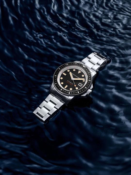 Actual product image Spinnaker SP-5136-11 Croft Pioneer (Rotating bezel left)