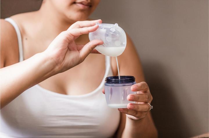 Actual product image Haakaa Milk catchers