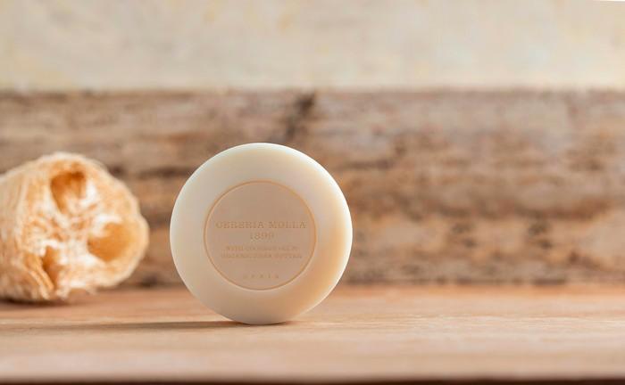 Produktbild Cereria Molla Cereria MollÃ¡ - Perfumed solid soap Amber & Sandalwood (Scented Bar Soap) 100 g (Handseife Nachfüllpackung)