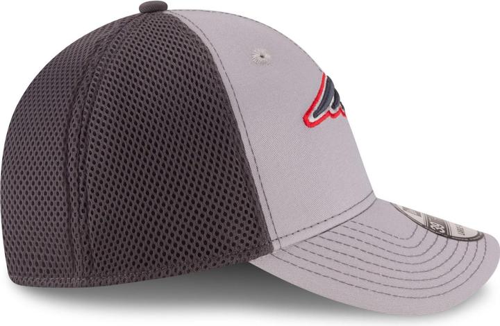 Actual product image New Era 39Thirty Stretch Mesh Cap - New England Patriots - L (L)