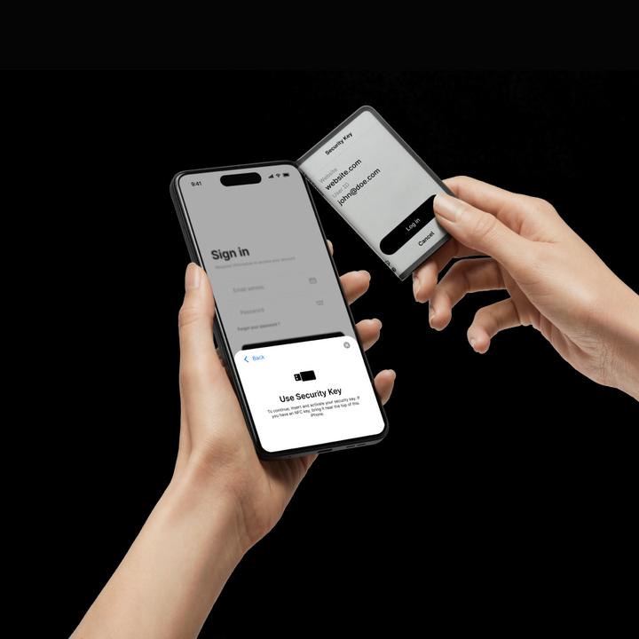 Actual product image Ledger Stax (Bitcoin, Cardano)