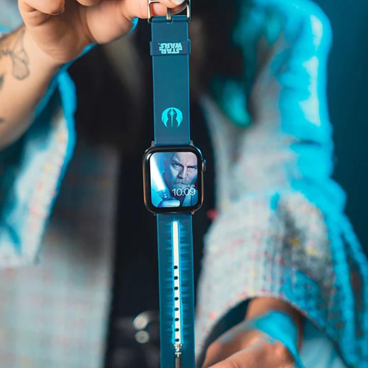 Produktbild Moby Fox Armband Smartwatch Star Wars Darth Vader Lightsaber 22 mm (22 mm, Silikon, Edelstahl)