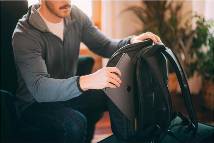 Actual product image Gomatic PM Daypack (Camera shoulder bag, 25 l)