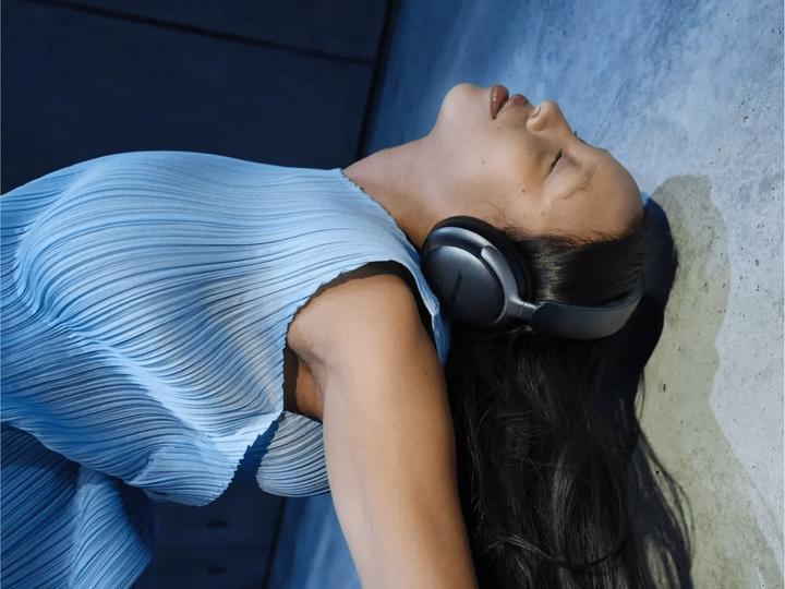 Actual product image Bose QuietComfort Ultra (ANC, 24 h, Wireless, Cable)
