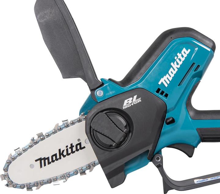 Image du produit Makita UC100DZ (Tronçonneuse à batterie)
